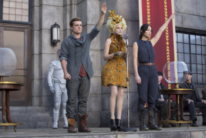 effie trinket, costumes, hunger games, fashion