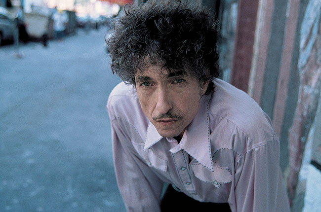 bob dylan, french legion of honors, sued by croatia